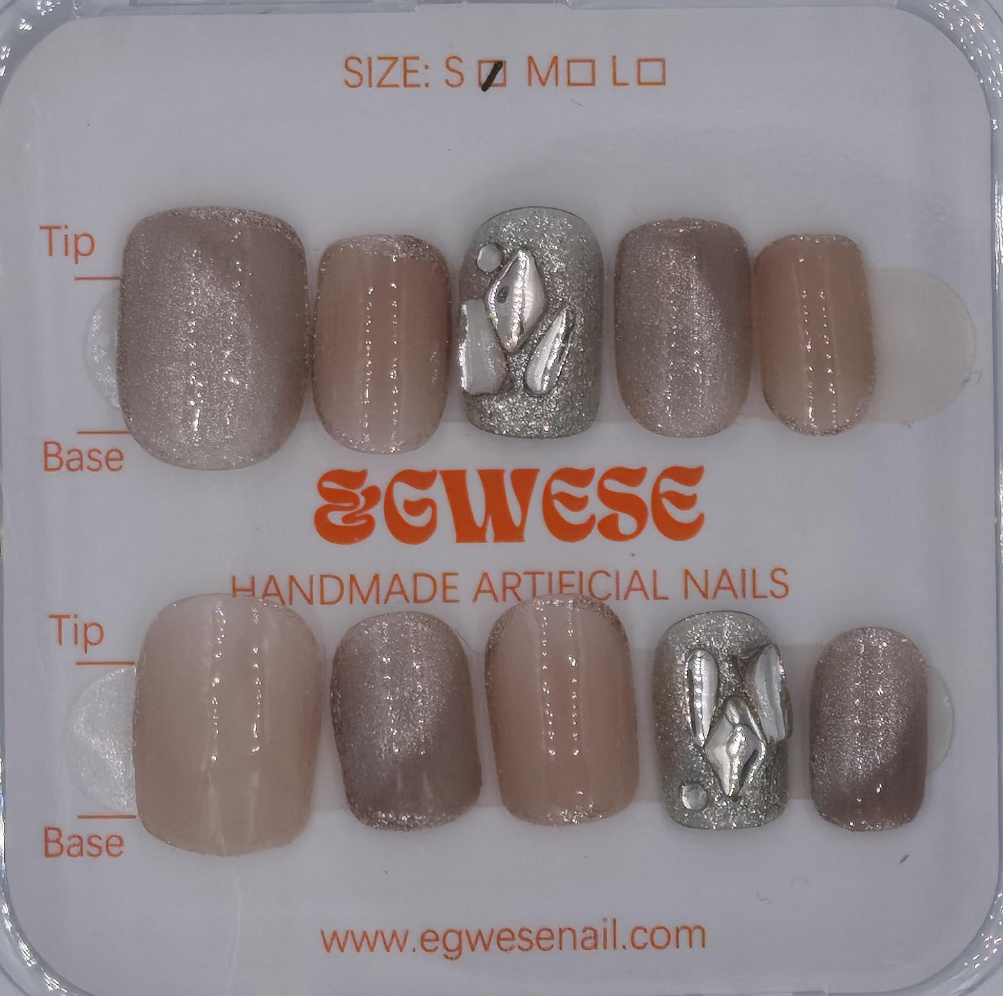 Nude & Silver Petals